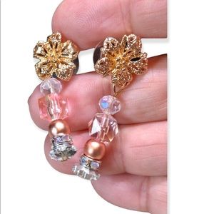 💕✨pretty Swarovski earrings in gold and pink-floral